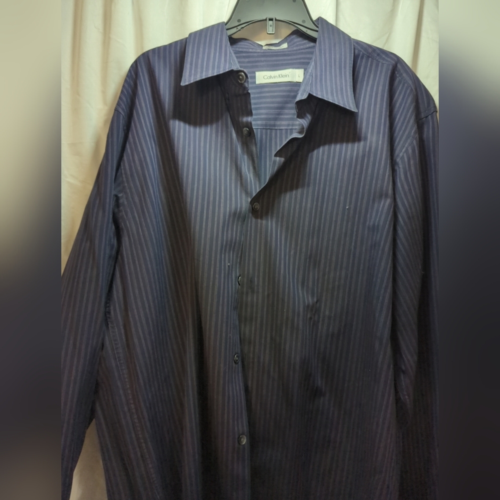 Men's Calvin Klein Striped‎ Dress Shirt size Large
